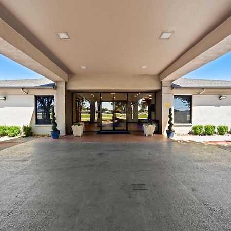 Days Inn By Wyndham Round Rock Ngoại thất bức ảnh