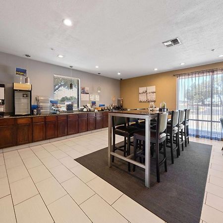 Days Inn By Wyndham Round Rock Ngoại thất bức ảnh
