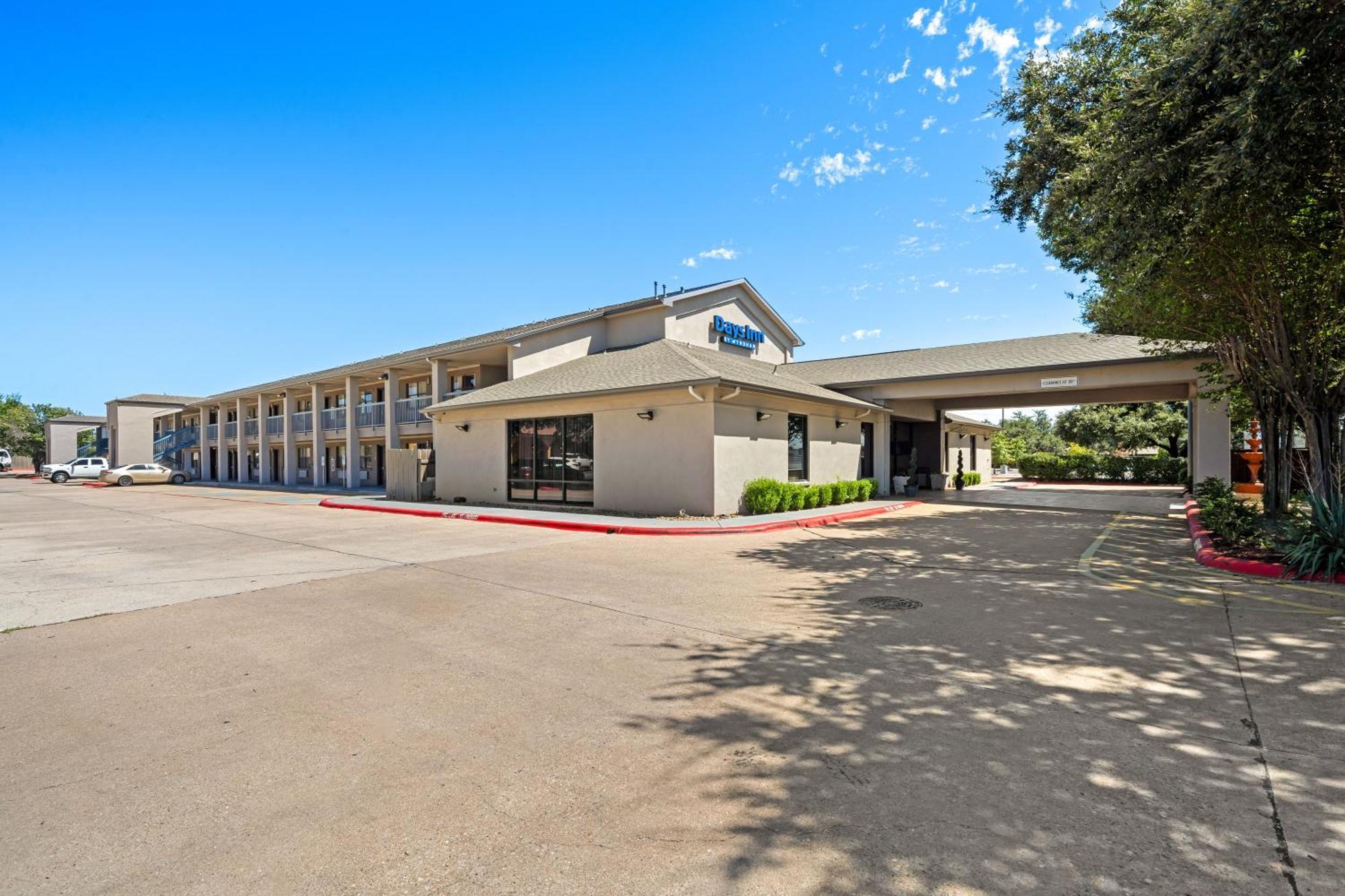Days Inn By Wyndham Round Rock Ngoại thất bức ảnh